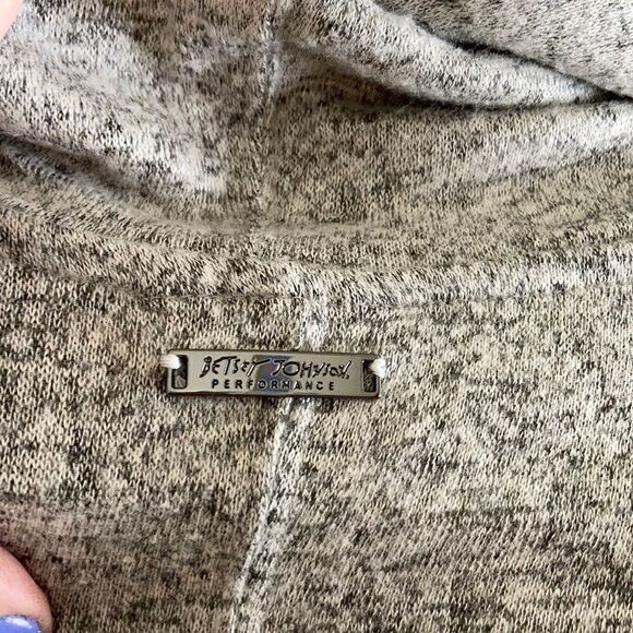 Betsey Johnson Performance Cowl Neck L/S - Picture 6 of 9